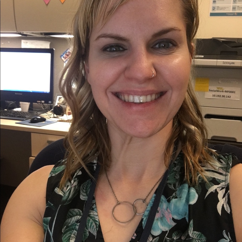 Meet your Posher, Ash